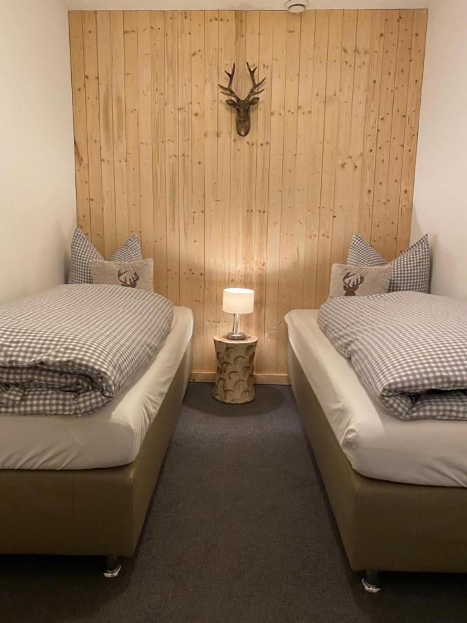 Haus Alpengluehen Apartment Ehrwald Bagian luar foto